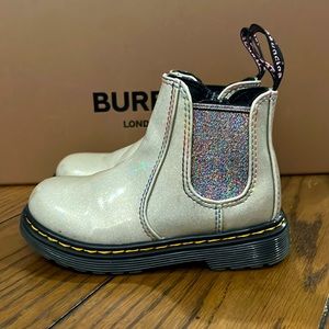 Dr. Martens US 9T Air Wair with Bouncing Soles